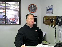 Earl Bros. West Toledo Manager Jeff Booth